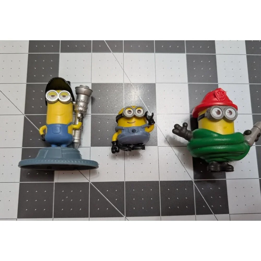 Minions Dave Kevin Disney Pixar McDonalds various‎ lot of 3 pvc plastic figures